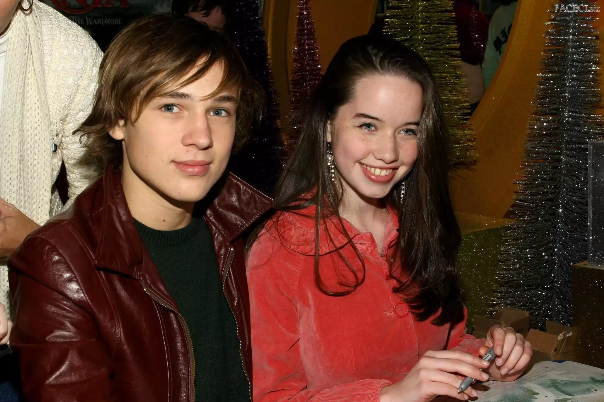 Aktorzy, Anna Popplewell, William Moseley